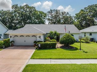 6650 Northlake Dr, Zephyrhills, FL 33542