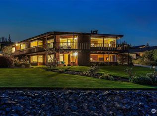 19107 Ocean Ave, Edmonds, WA 98020