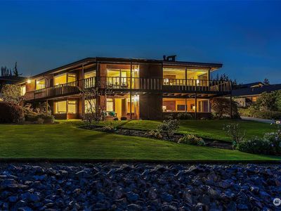 19107 Ocean Avenue, Edmonds, WA, 98020