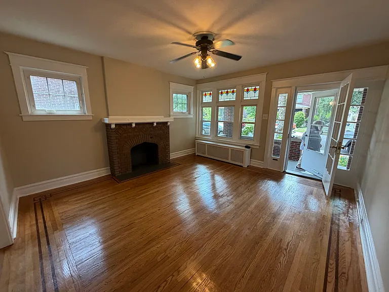 1210 Lorain Ave — Photo 5