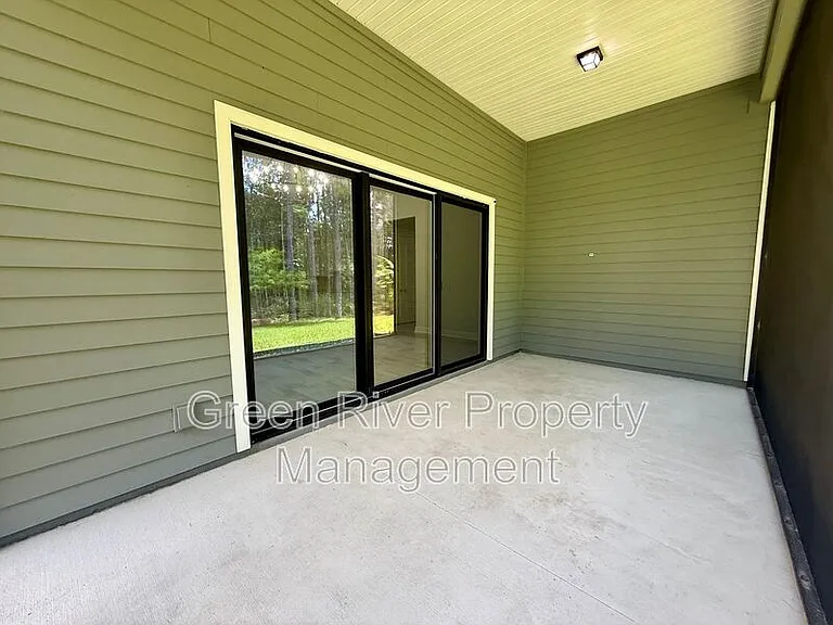 1818 Sandy Creek Pkwy — Photo 46