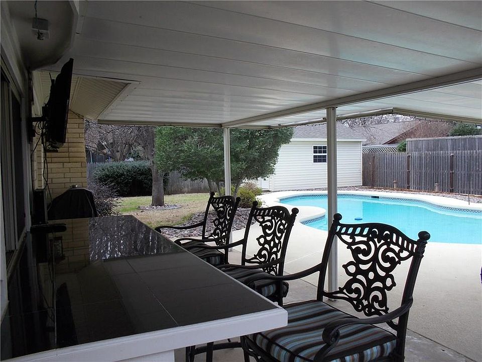 1st image of 3108 Vernon Dr