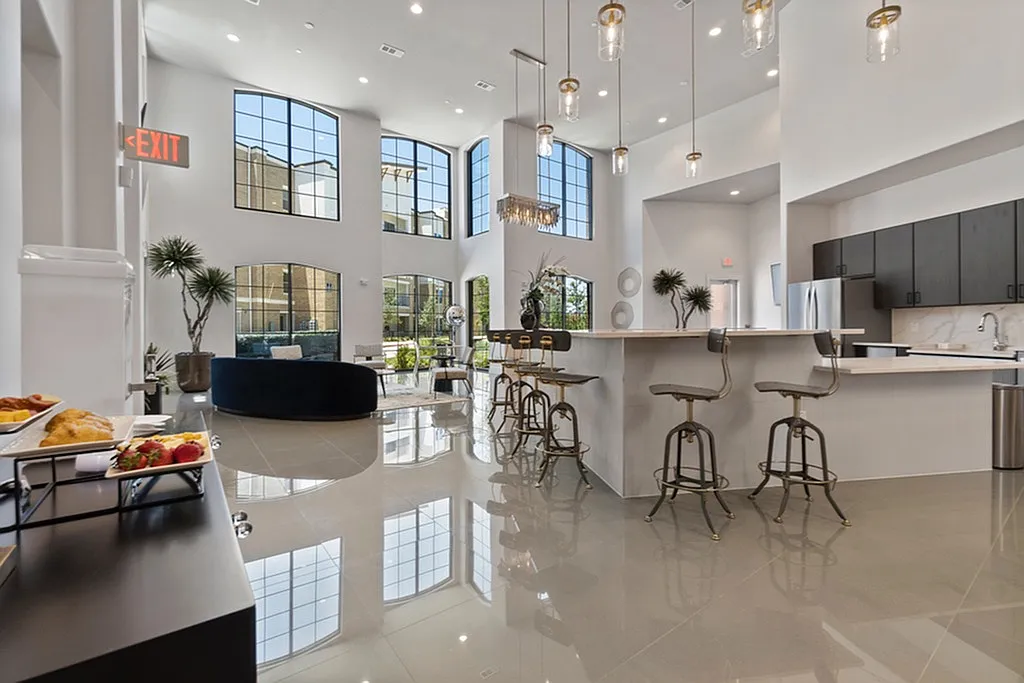 The Mansions at Mercer Crossing — Photo 4