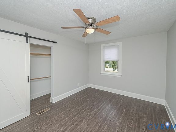 5th image of 7361 Roosevelt Ave