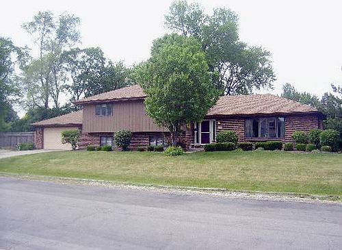 1st image of 1516 Parkside Ln