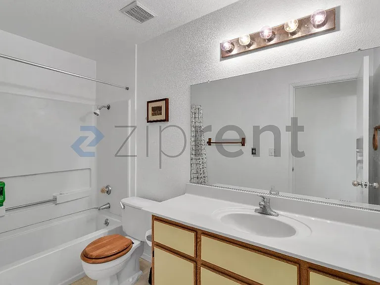 535 Lighthouse Dr #1 — Photo 26