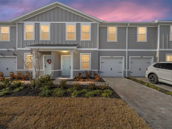 1197 Port Blue Way, Lady Lake, FL 32159