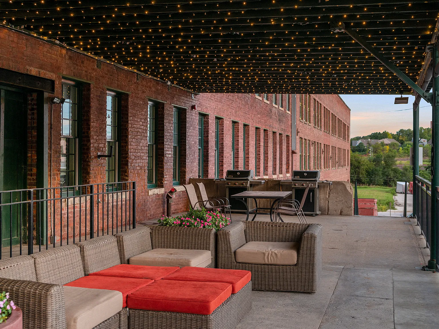 L15 Lofts — Photo 2