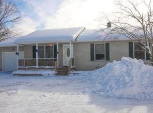 81 Julia Ave, Chicopee, MA 01020