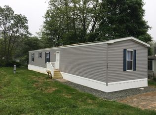 159 Haddon Dr, Macungie, PA