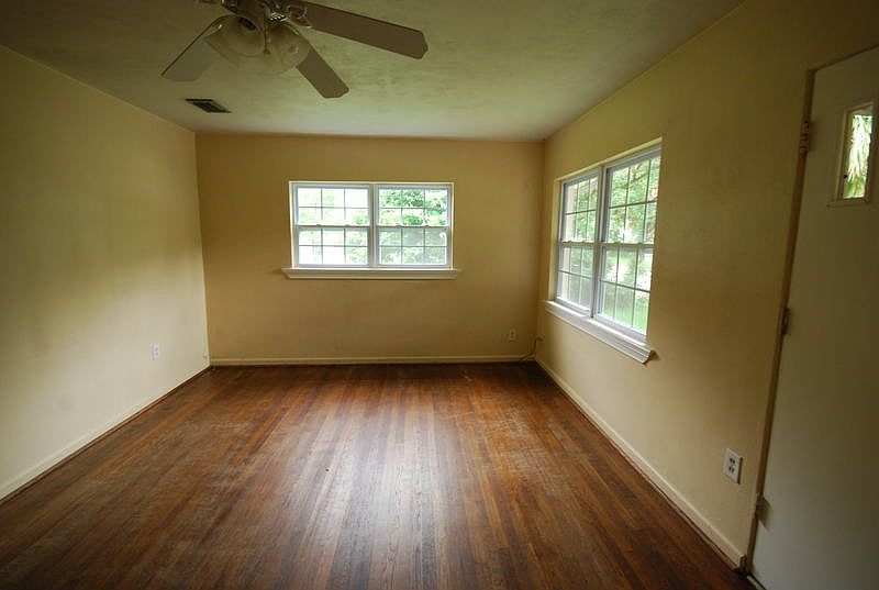 1st image of 4920 Santee St