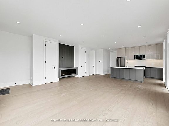 4th image of 170 Dixon Rd #3