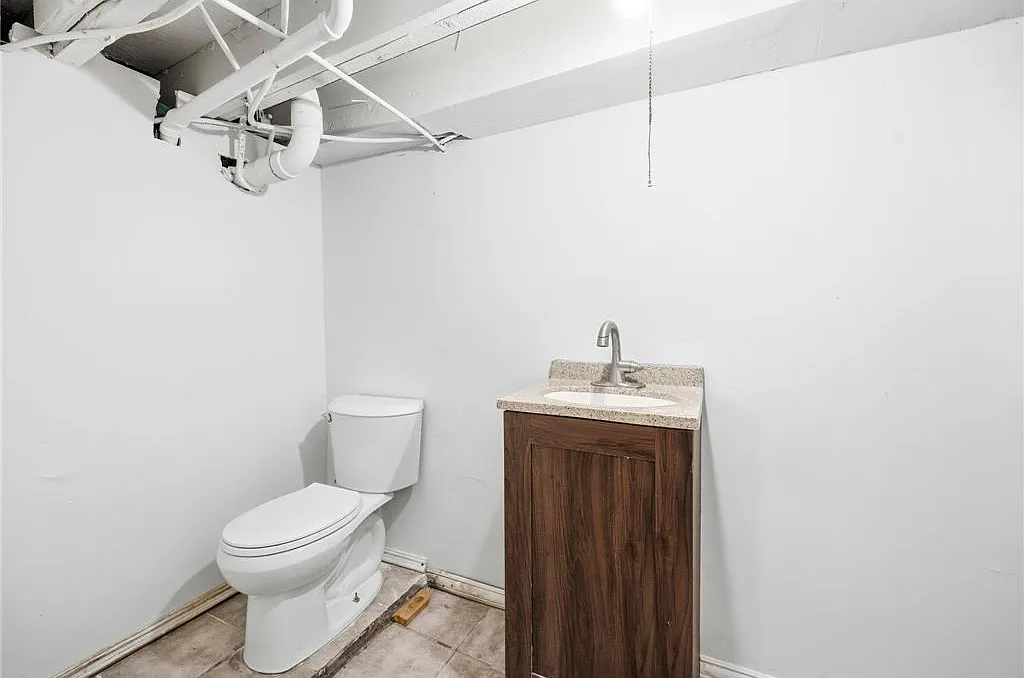 3 bed, 1474 sqft, $2,488 — Photo 2