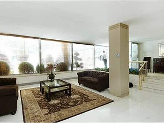 Sold by Corcoran | media 7