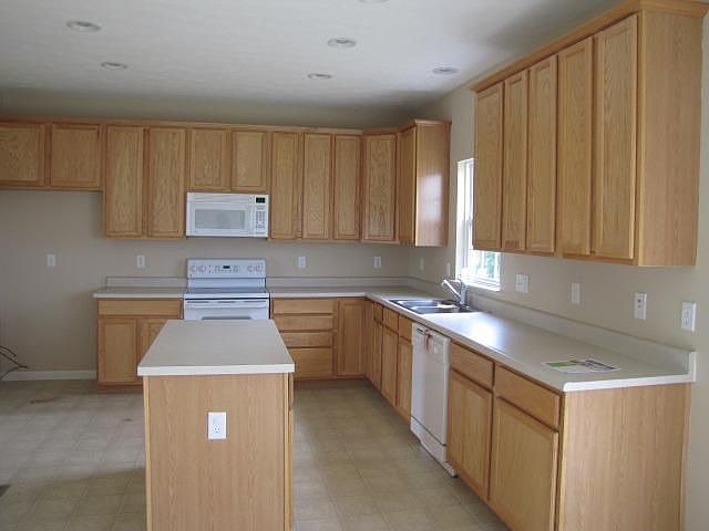 1st image of 1331 Windsor Dr