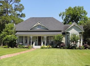 131 Pleasant St, Lake Arthur, LA 70549