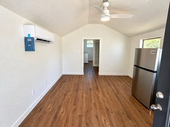 4869 Corrigan Ave, Dallas, TX