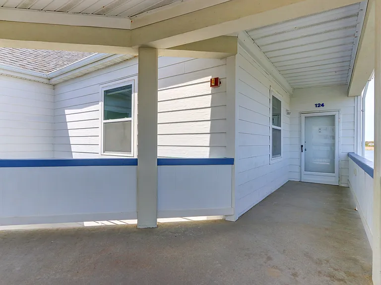 260 Dune Rd #124 — Photo 16