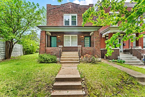 1050 Forest Ave #2 Photo 1