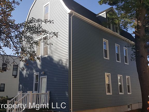 3rd image of 88-90 Schley St #1L