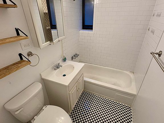 5th image of 522 W 157th St APT 3G