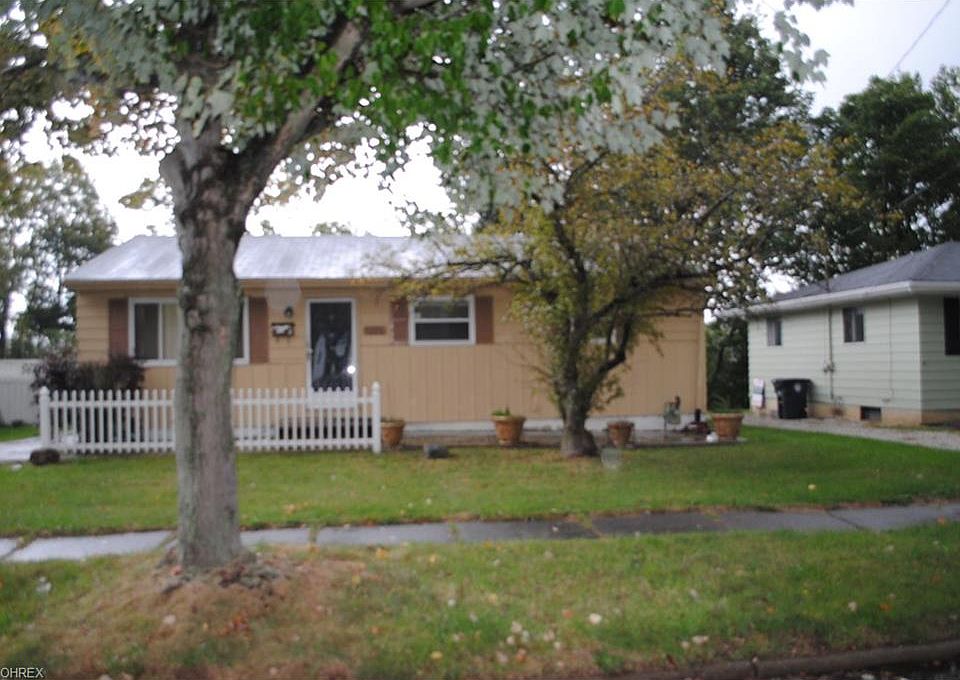 1st image of 1321 Barcelona Dr