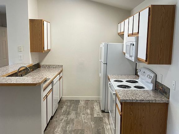 3rd image of 2226 W Elizabeth St #686c94e41