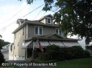 1707 N Webster Ave, Dunmore, PA 18509