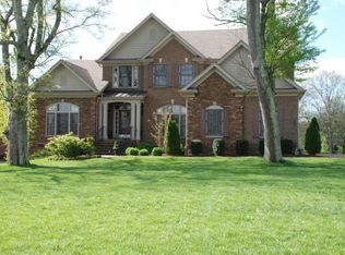 3809 Robbins Nest Ct, Thompsons Station, TN 37179