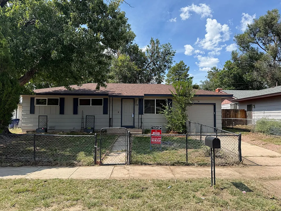 830 Zion Dr