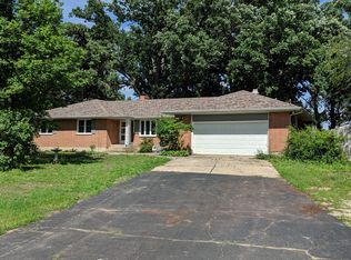 1204 Zimmerman Rd, Woodstock, IL 60098