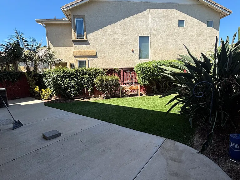 4417 Lakeview Ct — Photo 31
