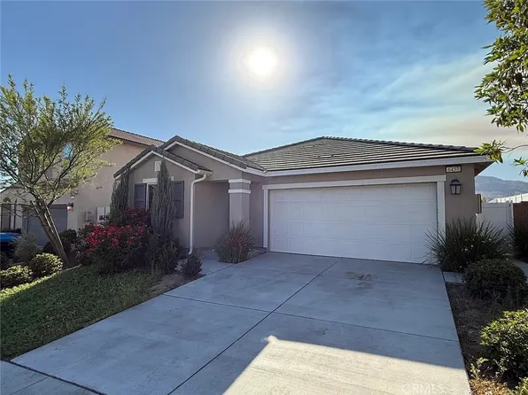 6457 Big Bend Way, Jurupa Valley, CA 92509