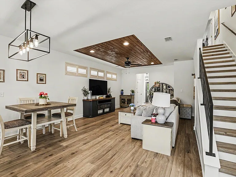 414 Grand Oaks Rd — Photo 18