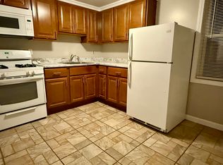 1025 Bay St #2, Fall River, MA 02724