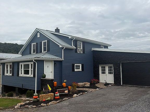 2nd image of 96 Pyles Ln