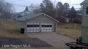 2nd image of 901 S Sheridan St
