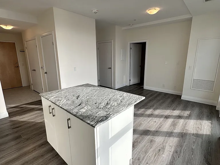 104 Garment St #408 — Photo 7