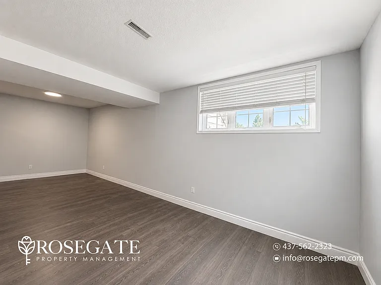60 Cassandra Dr #2 — Photo 5