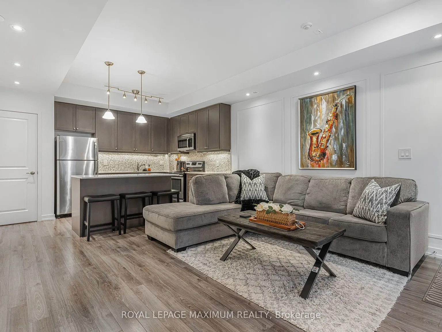 1 bed, $2,200 — Photo 2