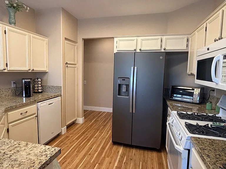 78724 Palm Tree Ave — Photo 9