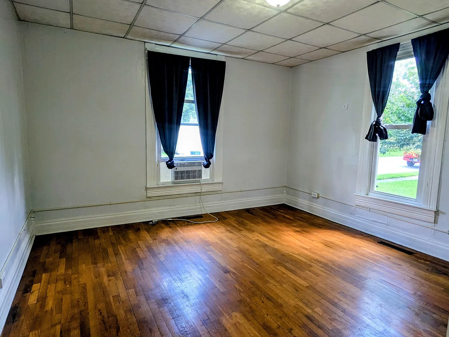 3910 S Harmon St — Photo 3
