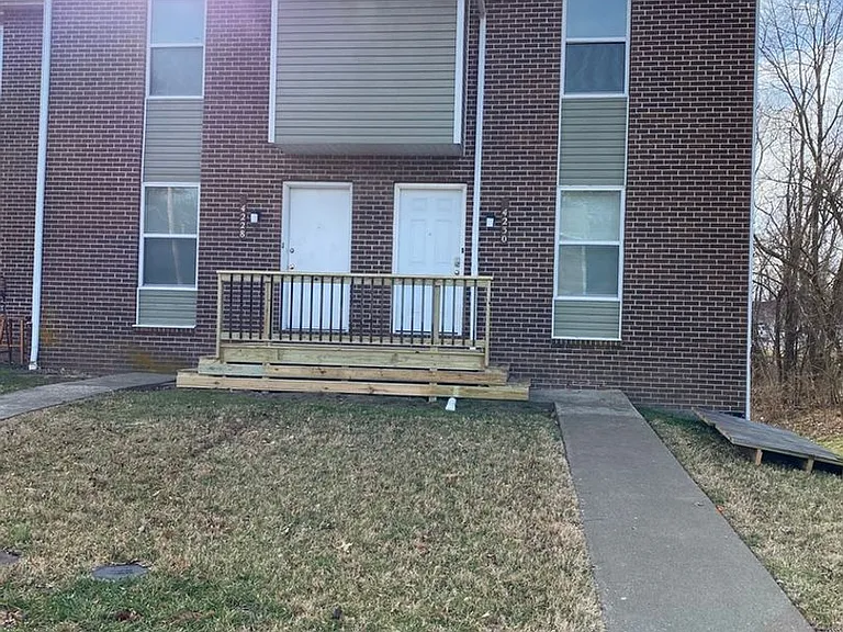 4230 W Bethany Dr — Photo 1