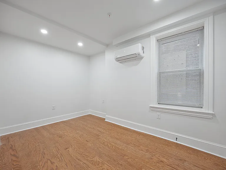 839 N Tatnall St #101 — Photo 7