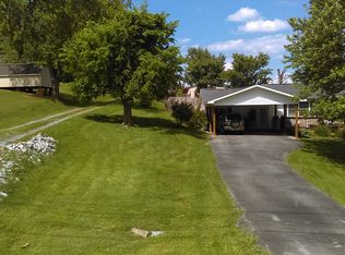 1193 Fairview School Rd, Blountville, TN 37617