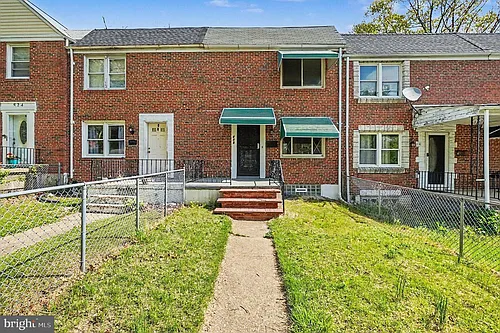 828 Saint Dunstans Rd Photo 1