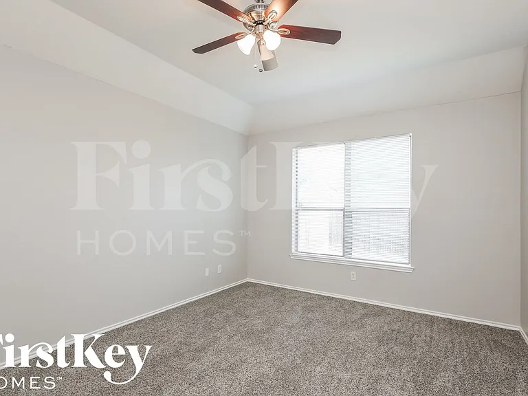 1415 Sax Leigh Dr — Photo 7