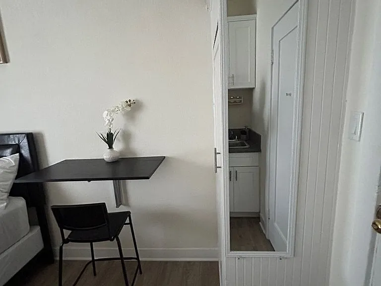Furnished on Flint — Photo 37
