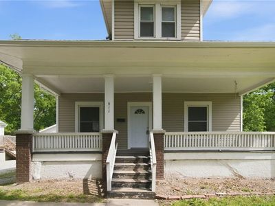 611 E Arrow St, Marshall, MO, 65340