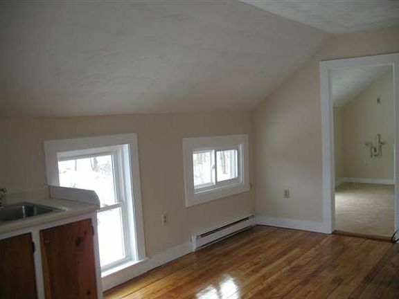 4th image of 77 Mill St #2